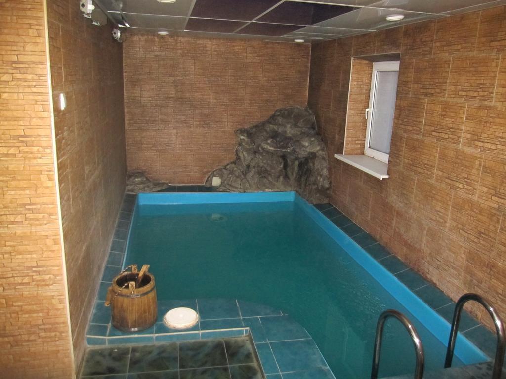 חארקיב Jaguar Hotel Complex מראה חיצוני תמונה