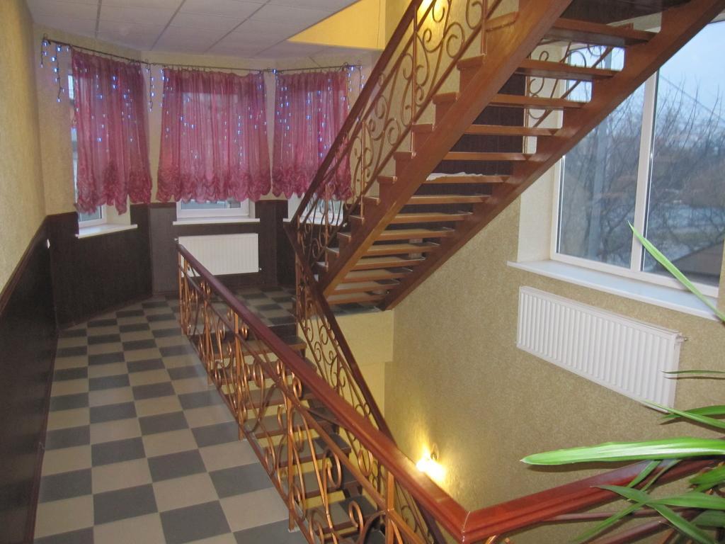 חארקיב Jaguar Hotel Complex מראה חיצוני תמונה
